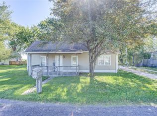 110 Goodall St, Worden, IL 62097