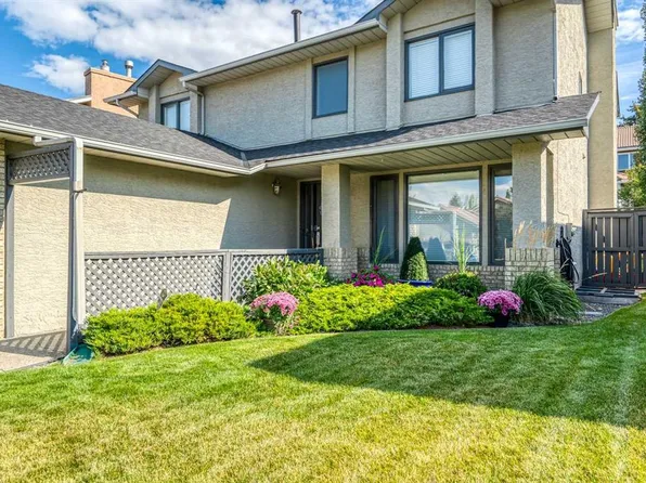 5945 NW Signal Ridge Hts SW, Calgary, AB T3H 2K1