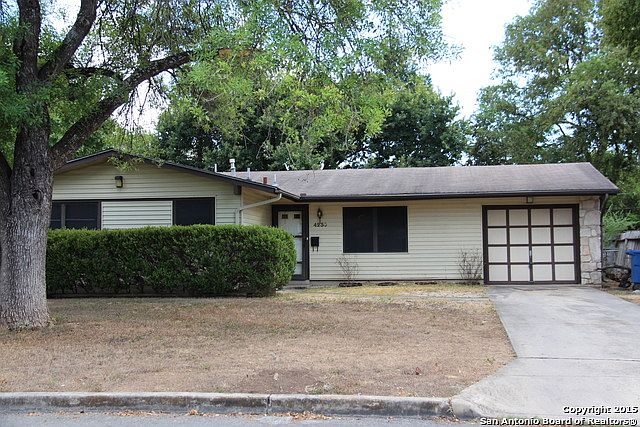 1st image of 4230 N PARKWOOD DR