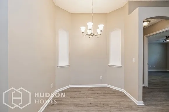 1258 Summit Oaks Dr W — Photo 6