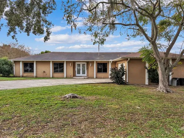 7043 Willow Run Loop, Lakeland, FL 33813