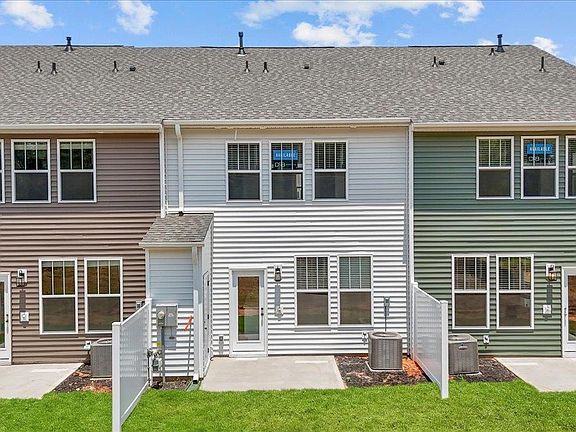 3rd image of 537 W Norvell Ct