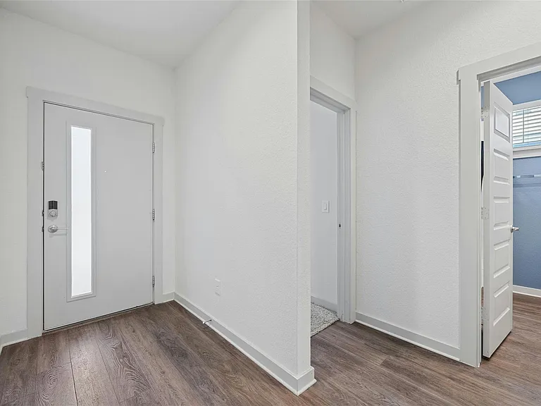 141 Parryi Cv — Photo 3