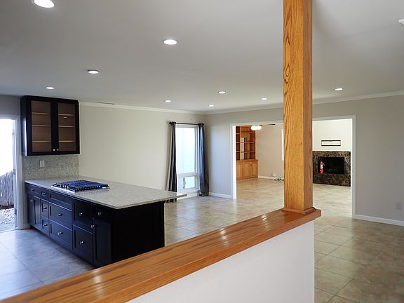 5th image of 1455 Transite Ave