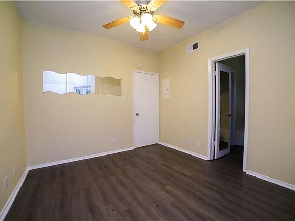 3rd image of 2604 Salado St APT 203
