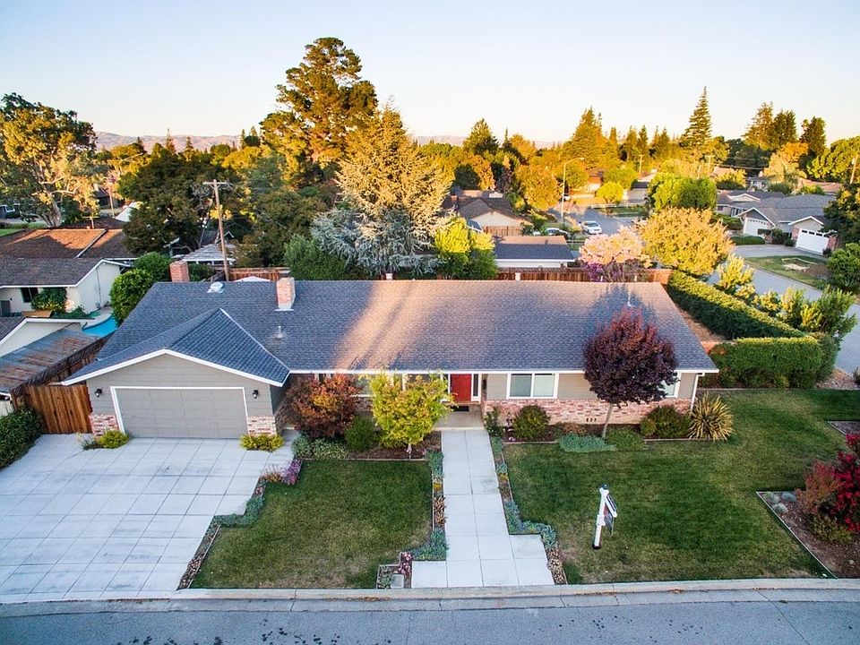 1st image of 272 Moneta Way