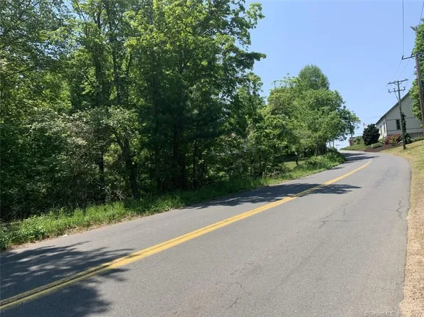 31 Old Post Road, Tolland, CT 06084