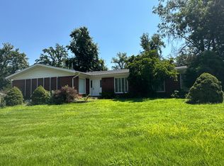 1020 Fernview Dr, Saint Louis, MO 63141