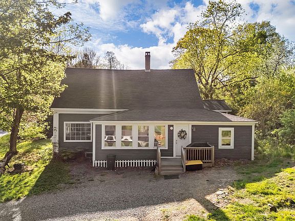 3rd image of 4 Morse Road