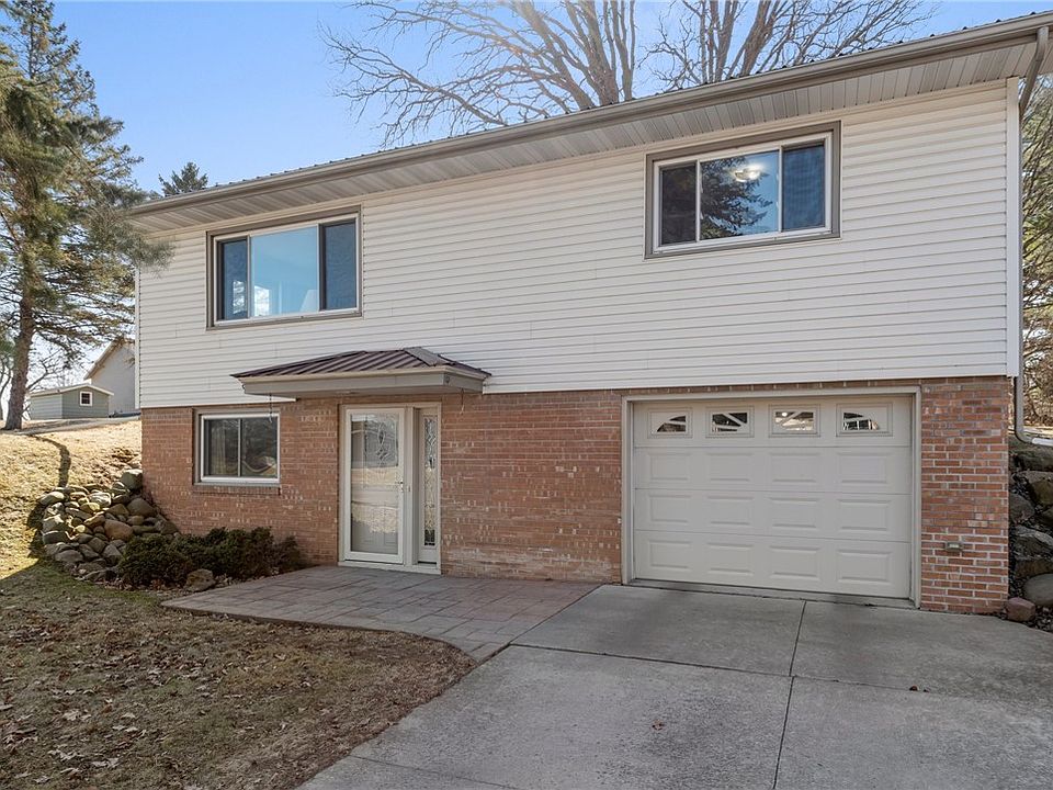 1st image of 1635 Oak Street