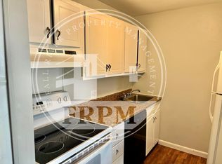 575 N Main St #7A52F1535, Fall River, MA 02720