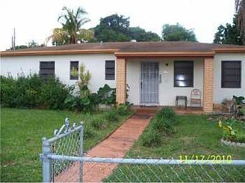 1st image of 250 NW 190th St