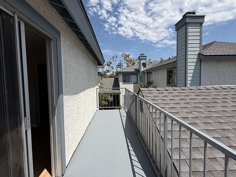 MH — Photo 13