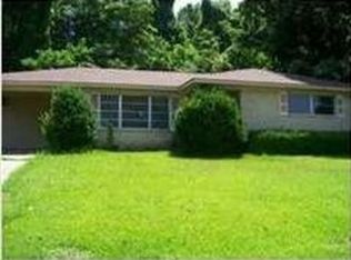 305 N Poplar St, Vicksburg, MS 39183