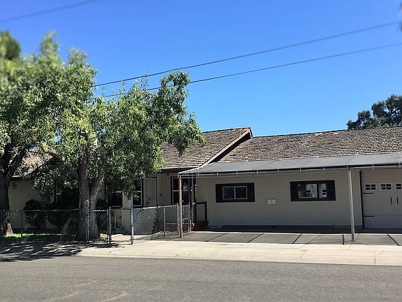 3rd image of 2634 N Grange Ave
