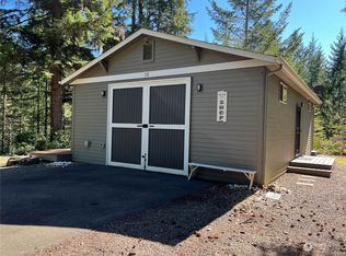 12 N Salal Ln, Lilliwaup, WA