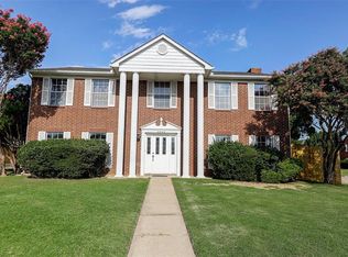 2060 Arena Dr, Lewisville, TX 75067