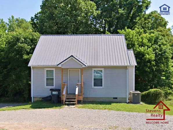 1827 W Broad St, Cookeville, TN 38501