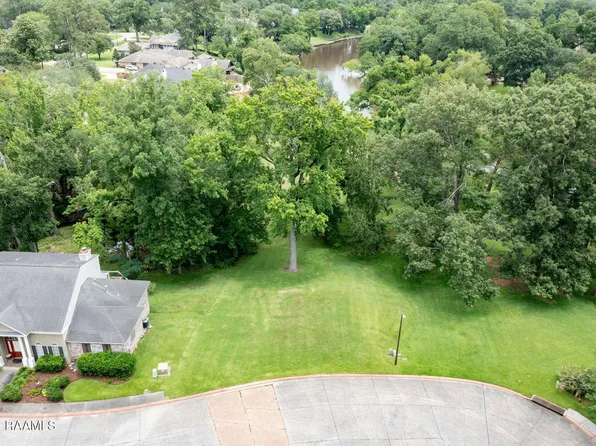 105 Red Brick Cir, Lafayette, LA 70503