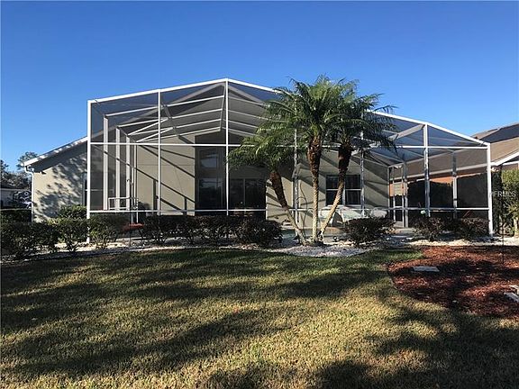 3rd image of 7030 Palmetto Pines Ln