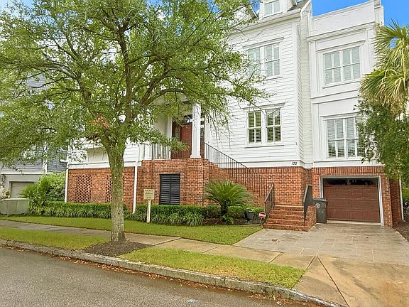 4th image of 172 Mary Ellen Dr
