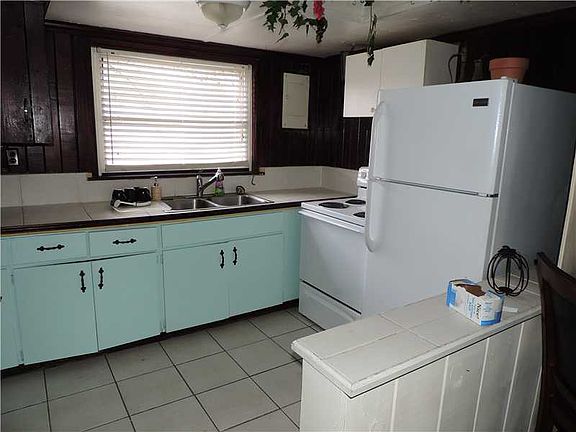 5th image of 316 Hibiscus Ave