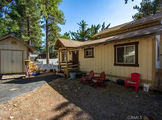 31271 Circle View Dr, Running Springs, CA 92382