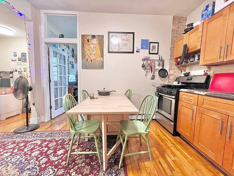 521 Lafayette Ave #2 — Photo 2