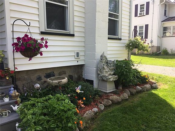 5th image of 205 W Gibson St