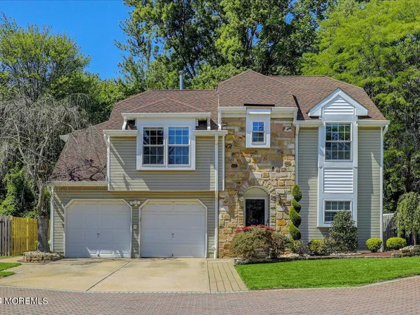 6 Kentucky Way, Freehold, NJ 07728