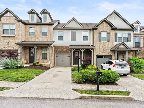 4th image of 1444 Channing Dr