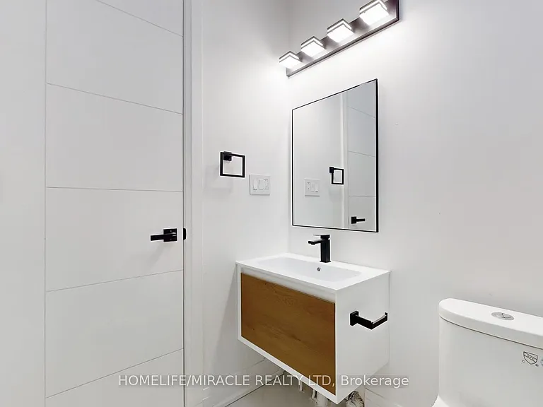 150 Stewart St — Photo 14