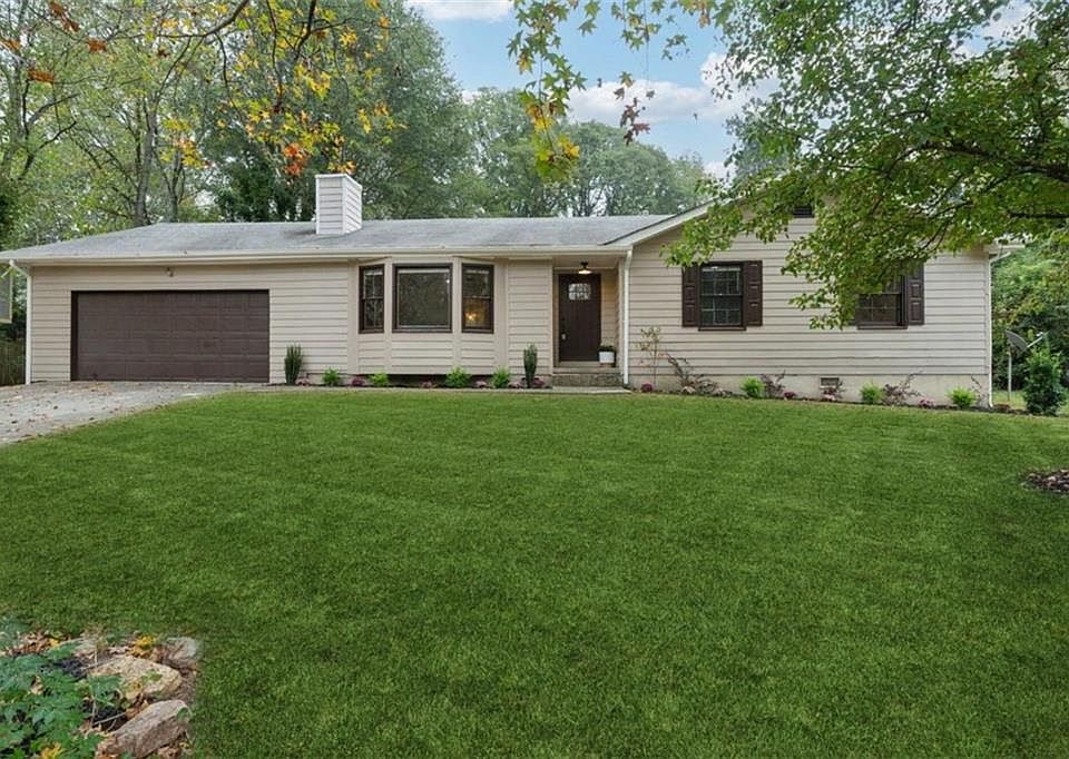 1st image of 6079 Silver Spur Dr
