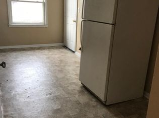 5277 N 29th St APT 3, Milwaukee, WI 53209
