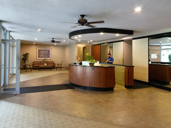 162-41 Powell Cove Boulevard image 4 of 25