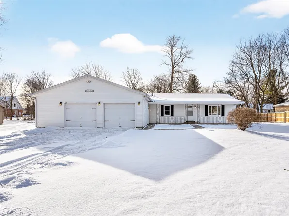 105 E North St, Rossville, IN 46065