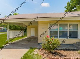 500 Corral Dr, Belton, MO 64012