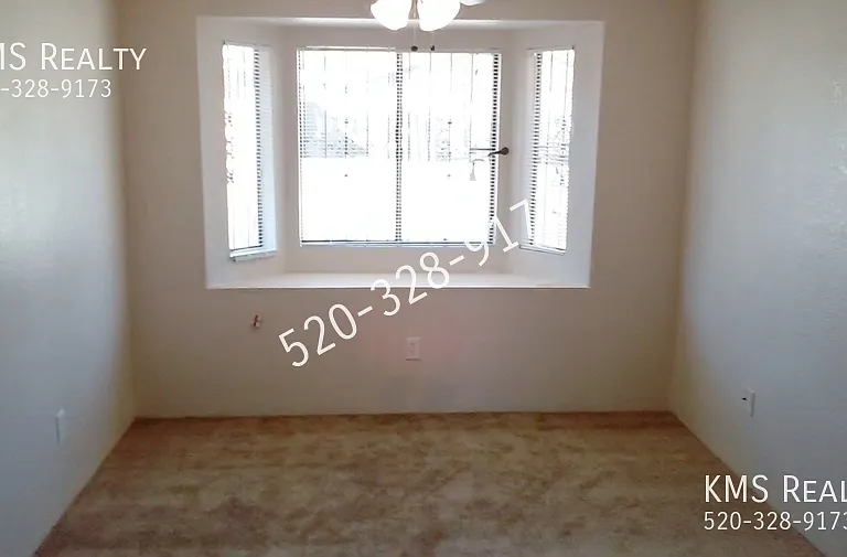2541 W Vereda De Las Nubes — Photo 3