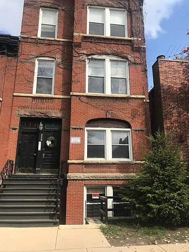 1042 W Webster Ave Photo 1