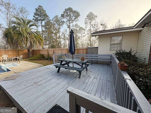 2nd image of 1309 Robinson Rd