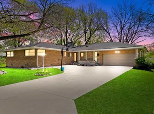 4720 N Idlewood Ct, Peoria, IL