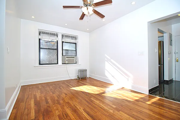 Rented by Compass | media 2