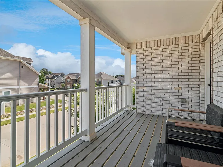 10032 Travis Dr — Photo 24