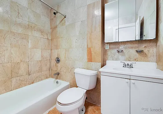 Rented by Platinum Properties | media 9