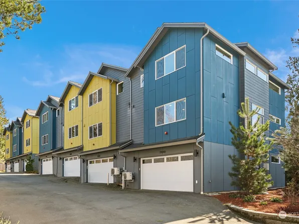 19840 25th Avenue NE, Shoreline, WA 98155
