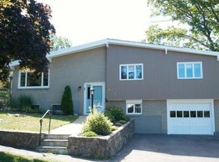 24 Parsons Dr, Swampscott, MA 01907