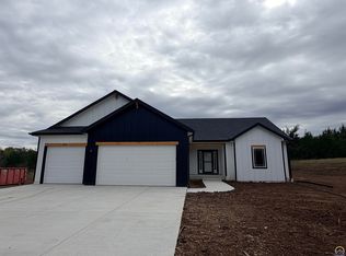 8929 SW 61st St, Topeka, KS 66610