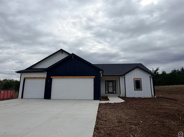 8929 SW 61st St, Topeka, KS 66610