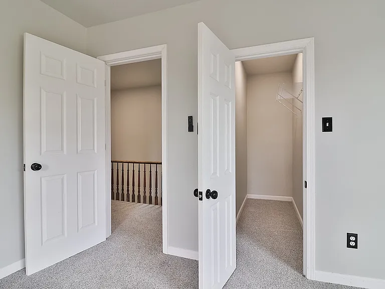 412 W Kibby St — Photo 9