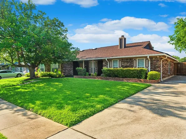 2408 Aquaduct Dr, Bedford, TX 76022